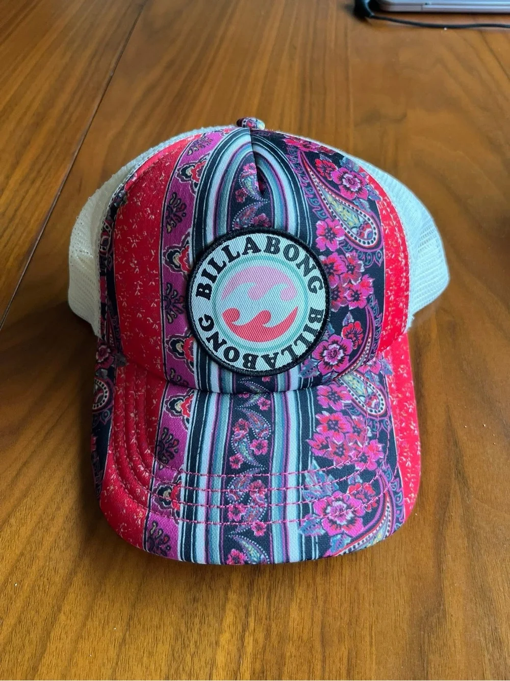 2 Billabong Kids Trucker Hats
